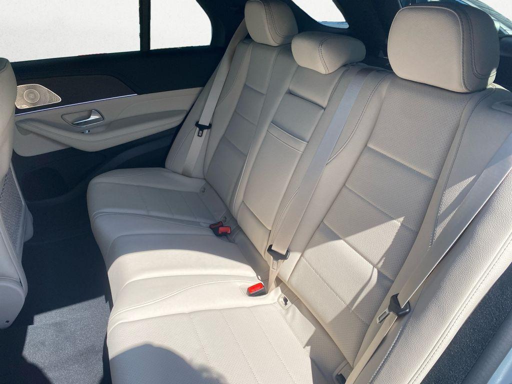 new 2026 Mercedes-Benz GLE 450 car