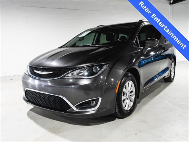 used 2017 Chrysler Pacifica car, priced at $12,495