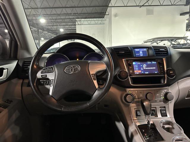 used 2013 Toyota Highlander car, priced at $11,245