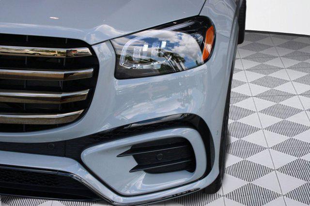 new 2025 Mercedes-Benz GLS 450 car, priced at $106,120