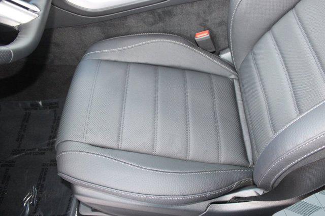 new 2025 Mercedes-Benz GLS 450 car, priced at $101,980