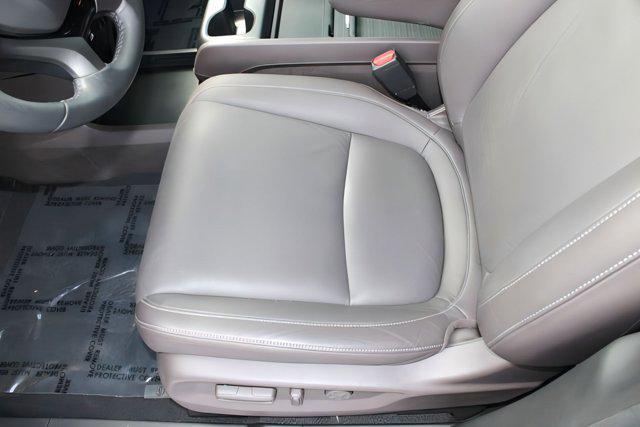 used 2023 Honda Odyssey car, priced at $35,296