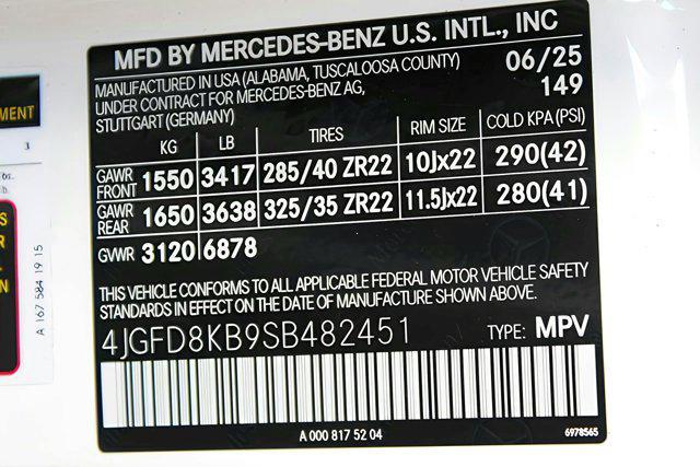 new 2025 Mercedes-Benz AMG GLE 63 car, priced at $153,080