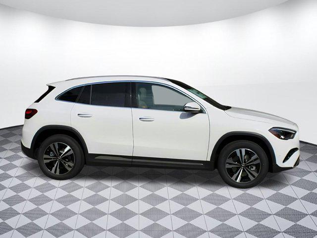 new 2025 Mercedes-Benz GLA 250 car, priced at $48,070