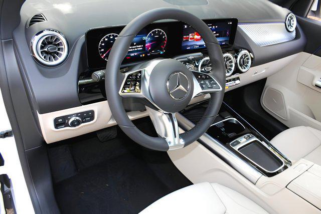 new 2025 Mercedes-Benz GLA 250 car, priced at $48,070