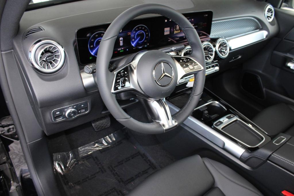 new 2024 Mercedes-Benz EQB 350 car, priced at $62,945