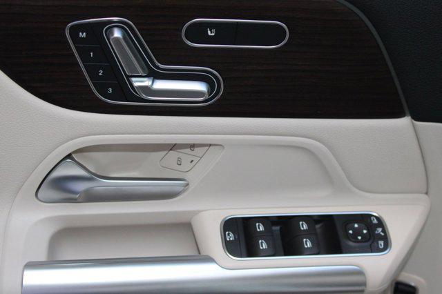 new 2026 Mercedes-Benz GLA 250 car, priced at $48,350