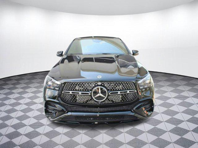 new 2025 Mercedes-Benz GLE 450 car, priced at $95,405