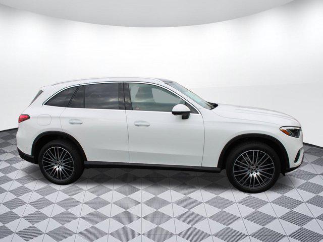 used 2025 Mercedes-Benz GLC 300 car, priced at $58,995