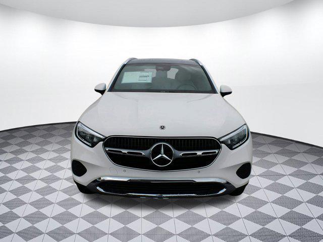 new 2025 Mercedes-Benz GLC 300 car, priced at $54,585