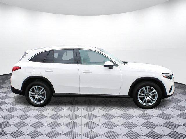 new 2025 Mercedes-Benz GLC 300 car, priced at $54,585