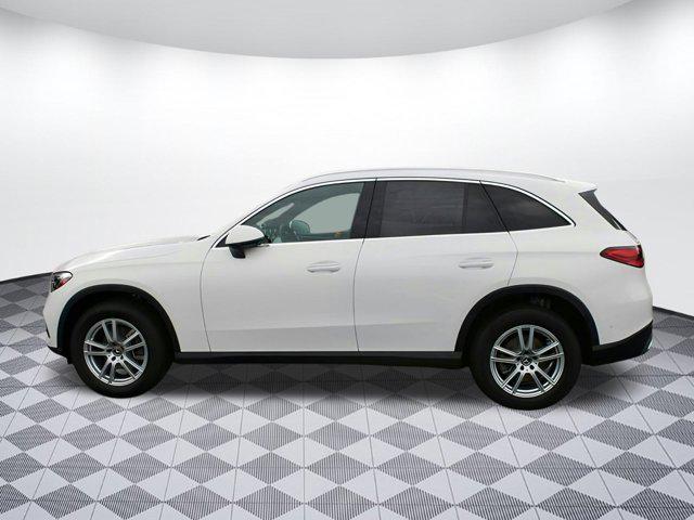 new 2025 Mercedes-Benz GLC 300 car, priced at $54,585