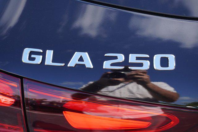 new 2025 Mercedes-Benz GLA 250 car, priced at $45,650