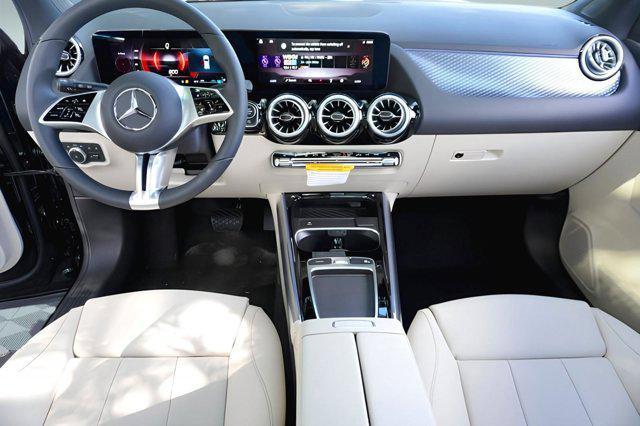 new 2025 Mercedes-Benz GLA 250 car, priced at $45,650