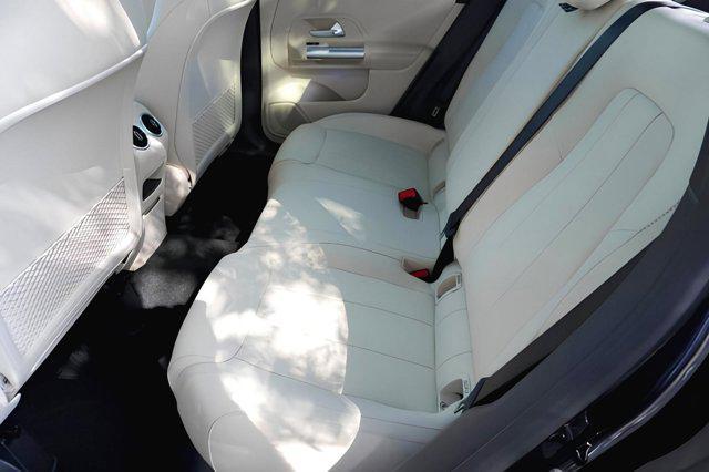 new 2025 Mercedes-Benz GLA 250 car, priced at $45,650