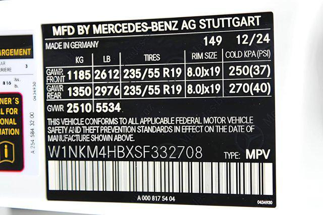 used 2025 Mercedes-Benz GLC 300 car, priced at $53,035