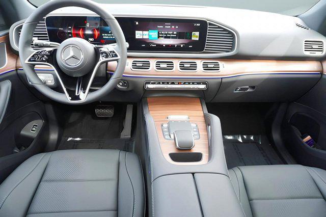 new 2025 Mercedes-Benz GLE 450 car, priced at $74,645