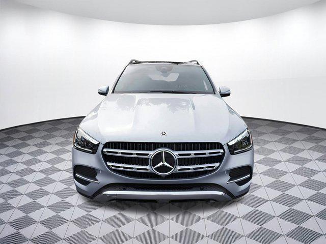 new 2025 Mercedes-Benz GLE 450 car, priced at $74,645
