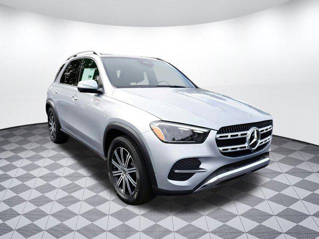 new 2025 Mercedes-Benz GLE 450 car, priced at $74,645