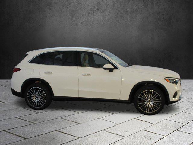 new 2025 Mercedes-Benz GLC 300 car, priced at $60,915