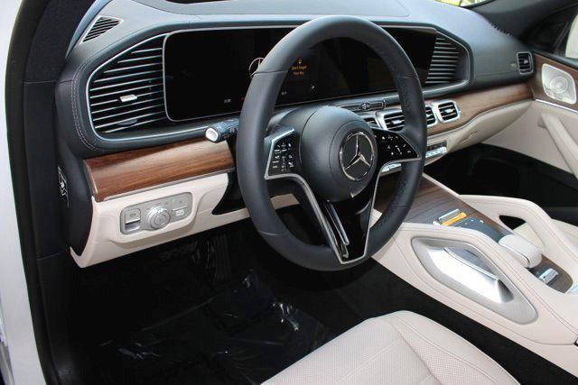 new 2025 Mercedes-Benz GLE 450 car, priced at $95,785