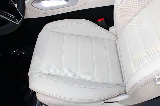 new 2025 Mercedes-Benz GLE 450 car, priced at $95,785