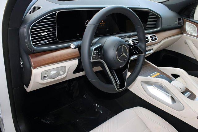 new 2025 Mercedes-Benz GLE 450 car, priced at $95,785