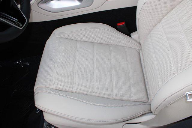 new 2025 Mercedes-Benz GLE 450 car, priced at $95,785