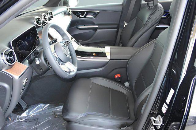 new 2025 Mercedes-Benz GLC 300 car, priced at $53,725