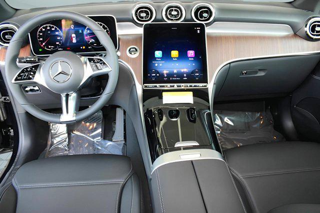 new 2025 Mercedes-Benz GLC 300 car, priced at $53,725