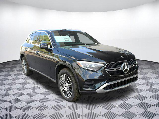new 2025 Mercedes-Benz GLC 300 car, priced at $53,725