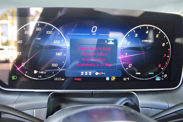 new 2025 Mercedes-Benz GLC 300 car, priced at $53,725