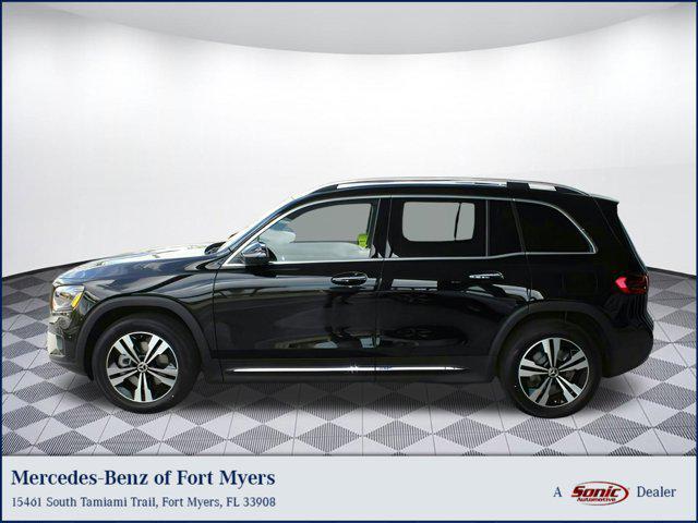 new 2025 Mercedes-Benz GLB 250 car, priced at $49,580