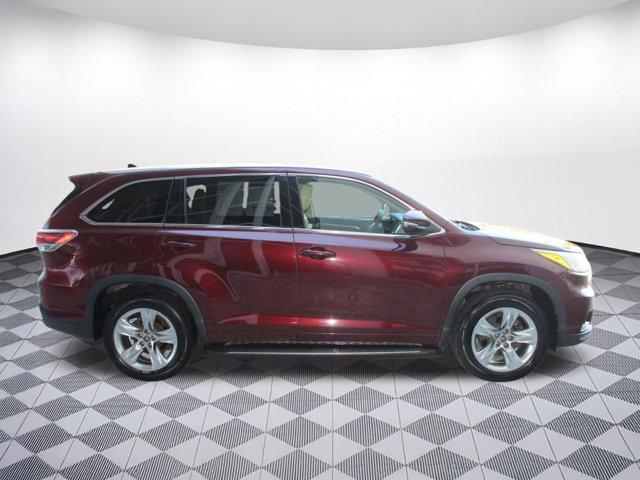 used 2016 Toyota Highlander car, priced at $14,899