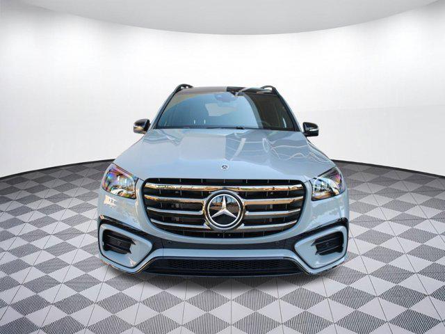 new 2026 Mercedes-Benz GLS 580 car, priced at $131,690