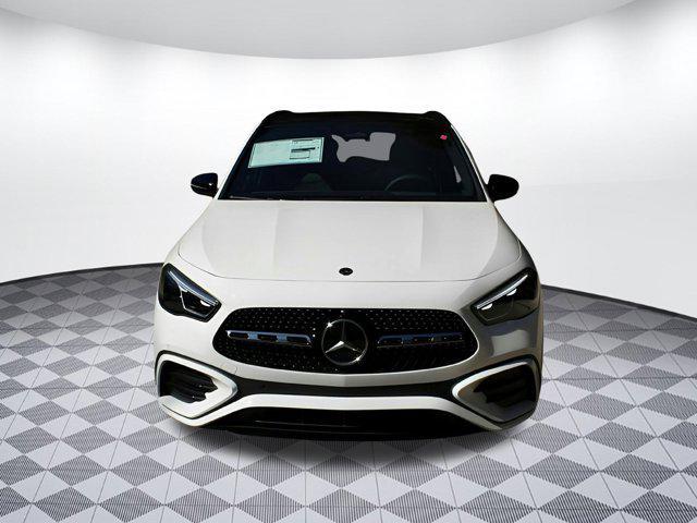new 2025 Mercedes-Benz GLA 250 car, priced at $56,030