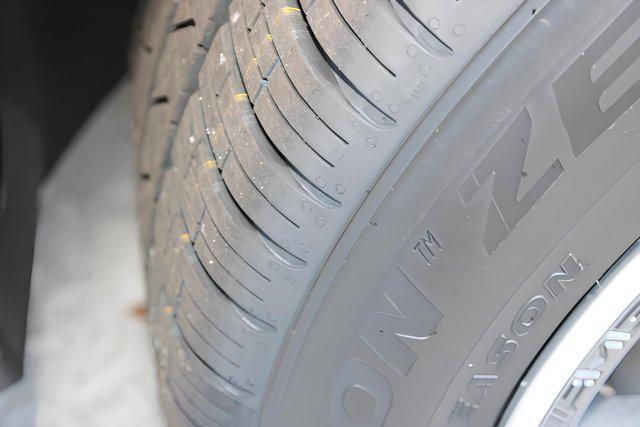 used 2025 Mercedes-Benz GLE 350 car, priced at $72,780