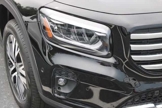 new 2025 Mercedes-Benz GLB 250 car, priced at $48,645