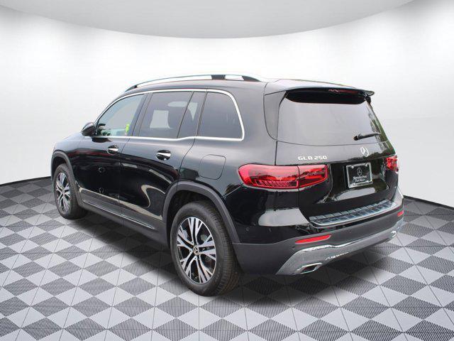 new 2025 Mercedes-Benz GLB 250 car, priced at $48,645