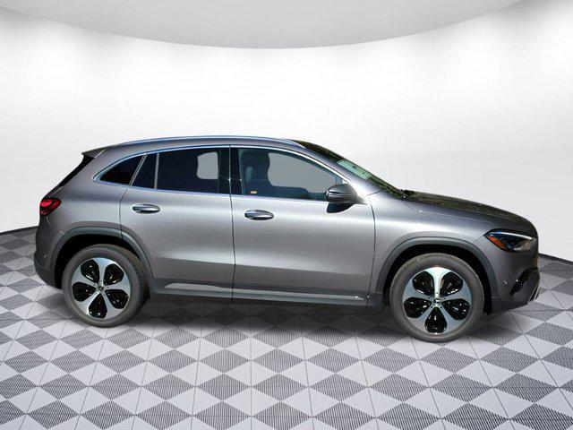 new 2025 Mercedes-Benz GLA 250 car, priced at $51,620