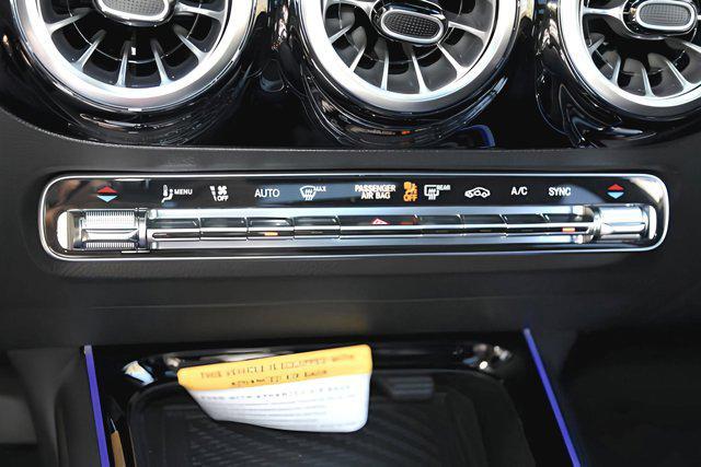 new 2025 Mercedes-Benz GLA 250 car, priced at $51,620