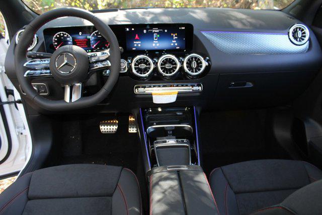 new 2025 Mercedes-Benz GLA 250 car, priced at $52,955