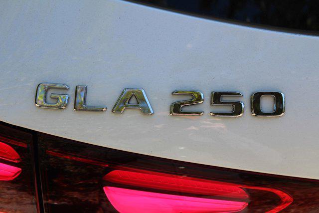 new 2025 Mercedes-Benz GLA 250 car, priced at $52,955