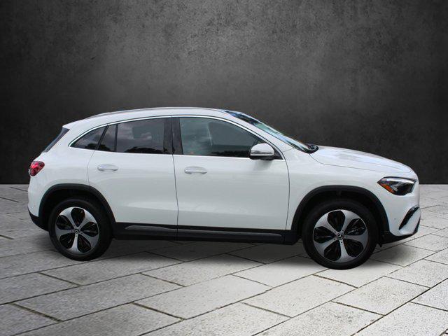 new 2025 Mercedes-Benz GLA 250 car, priced at $46,445