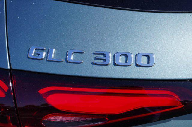 new 2025 Mercedes-Benz GLC 300 car, priced at $58,165