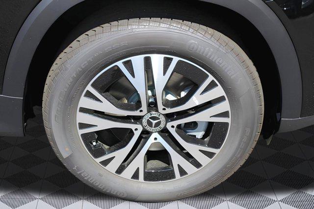 new 2025 Mercedes-Benz GLB 250 car, priced at $48,645