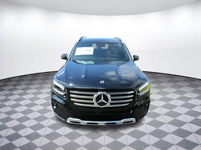 new 2025 Mercedes-Benz GLB 250 car, priced at $48,645