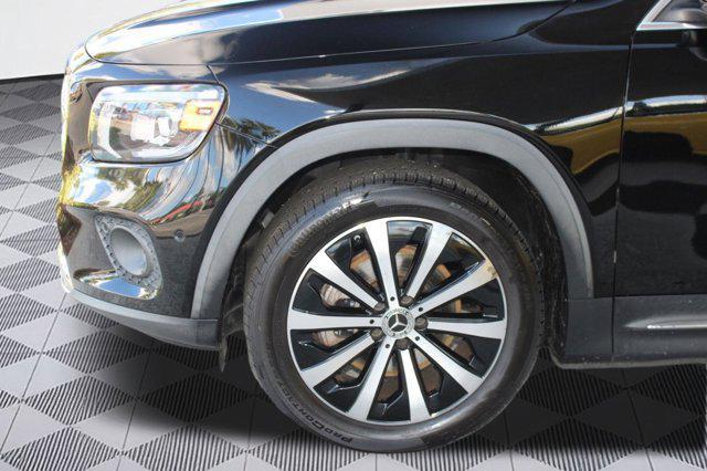used 2021 Mercedes-Benz GLB 250 car, priced at $24,498