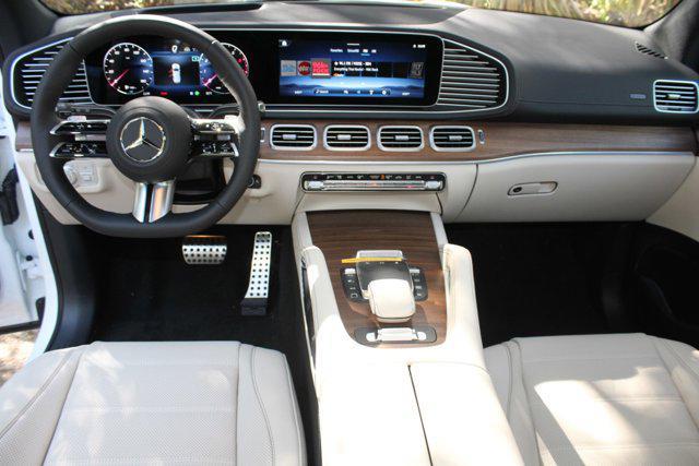 new 2025 Mercedes-Benz GLS 450 car, priced at $105,515