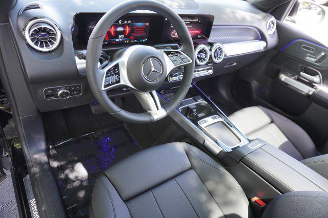 new 2024 Mercedes-Benz GLB 250 car, priced at $51,490